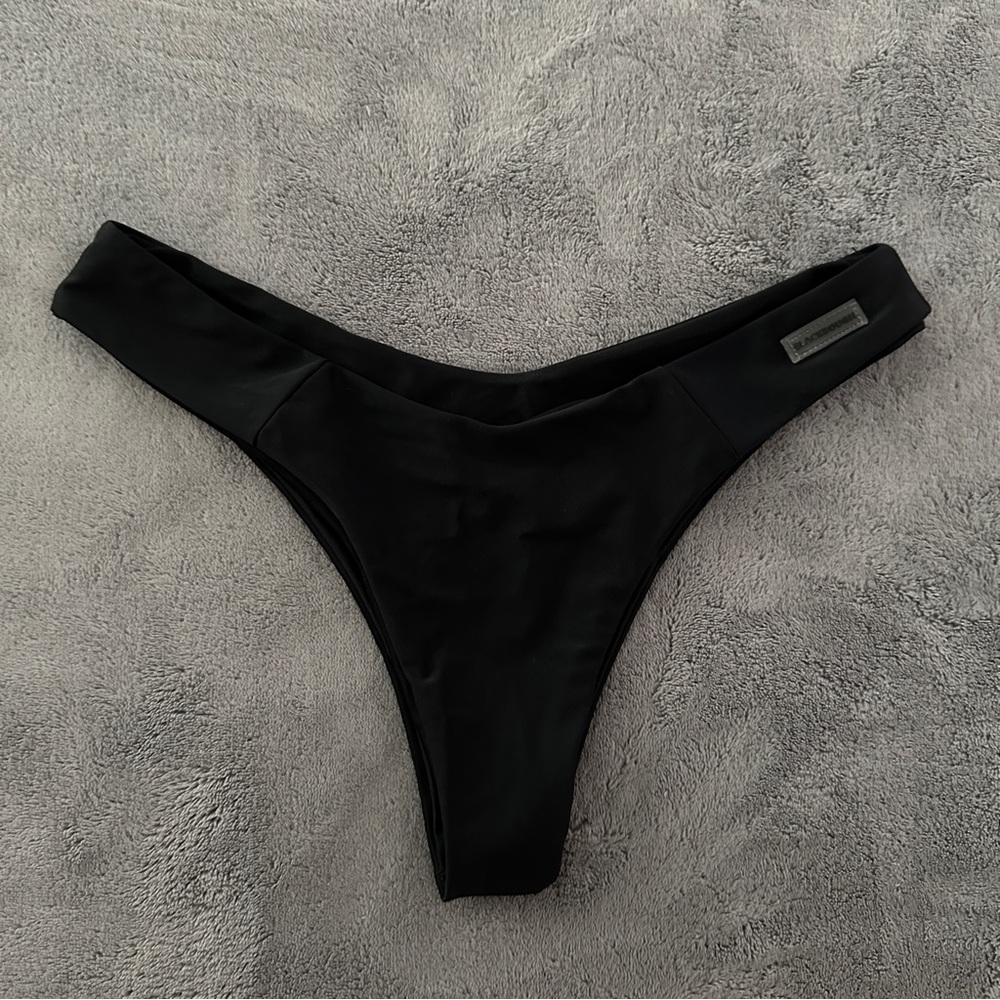 Blackbough Swim Maui Classic Cheeky Bottoms Small